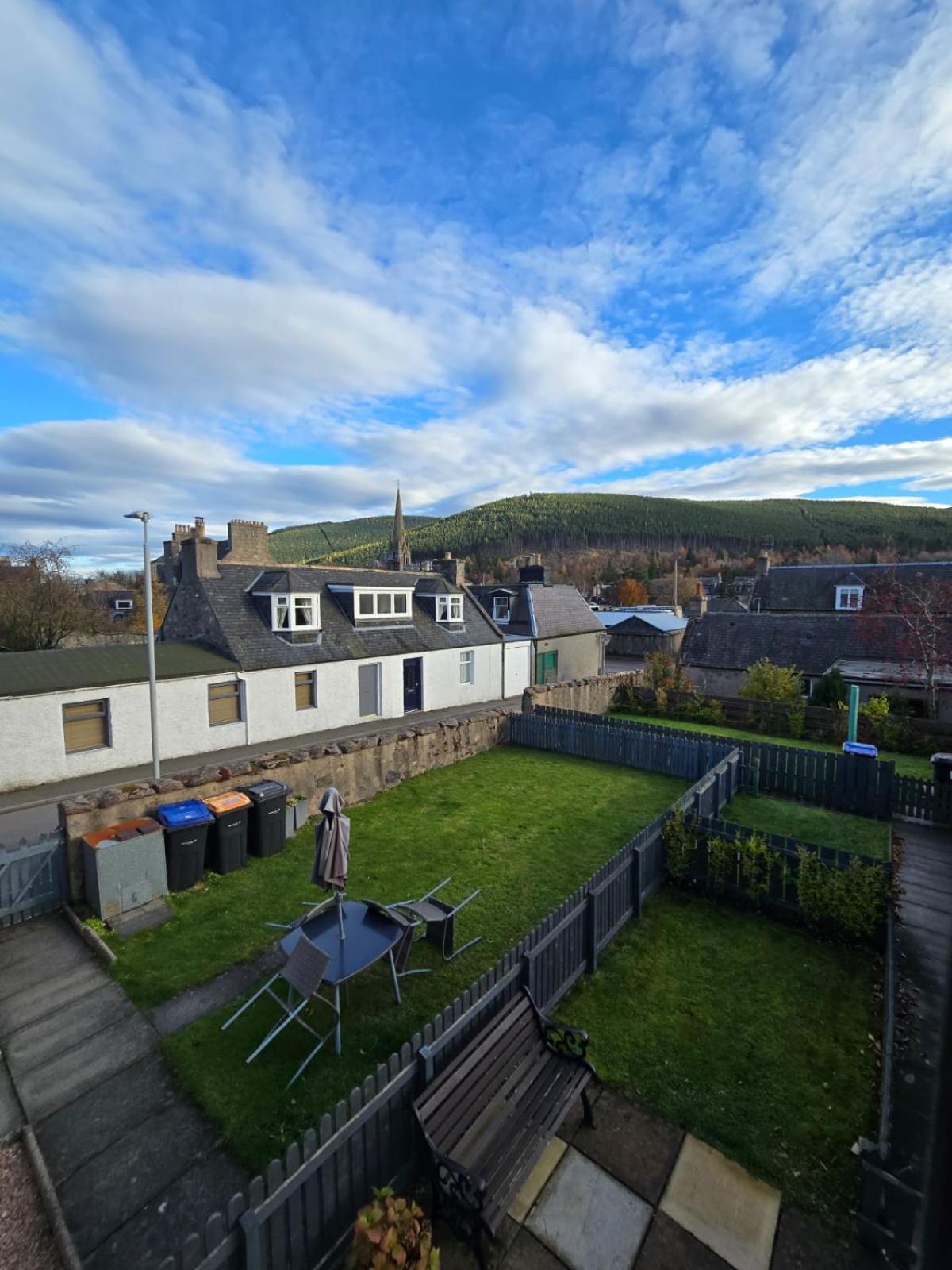 Pannanich View Cottage, Ballater Exterior foto